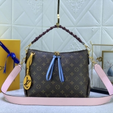 Louis Vuitton Hobo Bags